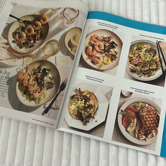 June 2019 Issue Martha Stewart Living - Sweet Summer - Picture 8 of 15